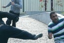 Βίντεο: Ακροδεξιοί με μαχαίρι στα χέρια κυνηγούν μετανάστες.