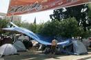 Ο ΣΥΡΙΖΑ αντιδρά στην παρέμβαση για τις σκηνές στο Σύνταγμα