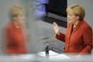 Μέρκελ: “Θα βοηθήσουμε την Ελλάδα να σταθεί στα πόδια της”