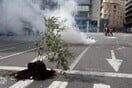 Είναι πραγματικά τα δακρυγόνα σπουδαιότερα από τα αχλάδια;