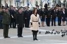Διαμαντοπούλου: “Για τηλεοπτικές εντυπώσεις τα μαύρα περιβραχιόνια”