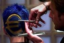 Φθηνότερο το «κούρεμα» από τα πακέτα διάσωσης