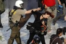 Συνελήφθη ο αστυνομικός που χτύπησε τη φωτορεπόρτερ