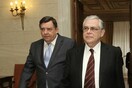 Καρατζαφέρης: Δεν ψηφίζει, στηρίζει