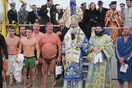 Θεοφάνεια: βουτιές και αποδοκιμασίες