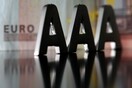 Υποβάθμισε και το Μηχανισμό ο Moody’s
