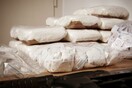 Τεράστια ποσότητα κοκαΐνης στην Αθήνα -135 κιλά βρήκαν οι αρχές σε διαμέρισμα στην Βάρκιζα