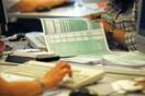 Νέα εντολή Θεοχάρη προς τους εφοριακούς