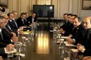 Διαψεύδουν οι πολυεθνικές ότι ζήτησαν μειώσεις μισθών για να επενδύσουν