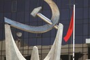 Τρεις απολύσεις στον Ριζοσπάστη