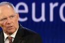 Spiegel: «Ο Σόιμπλε τώρα υπέρ της ανάπτυξης»