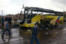 Σφοδρή έκρηξη σε τουριστικό λεωφορείο στην Αίγυπτο