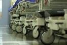 Συγγνώμη από Μέι για την αναβολή χειρουργείων και τον συνωστισμό στα νοσοκομεία