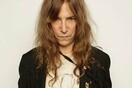Η Patti Smith διασκευάζει Rihanna