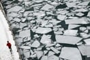 Πέθανε στον παγωμένο ποταμό του Σικάγο για να σώσει το κινητό του