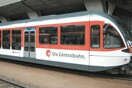 Τρεις νεκροί από σύγκρουση λεωφορείου με τρένο στην Ελβετία