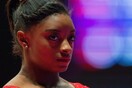 Και η Simone Biles λέει ότι κακοποιήθηκε από τον γιατρό της ομάδας: «Δεν θ' αφήσω έναν άντρα να κλέψει τη χαρά μου»