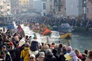 Χάος στο Καρναβάλι της Βενετίας: Το μεγάλο πείραμα του «numero chiuso» άφησε εκτός χιλιάδες επισκέπτες