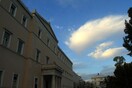 Ανάπτυξη 2,9% βλέπει για το 2015 η κυβέρνηση