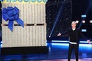 Η Έλεν ντε Τζενέρις προκαλεί πανδαιμόνιο στην εκπομπή της - Μοίρασε στο κοινό της 1 εκατ. δολάρια