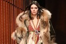 Η πελώρια γούνα της Κένταλ Τζένερ και οι Dsquared2 έχουν εξοργίσει τους φιλόζωους