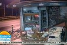 ΒΙΝΤΕΟ: Αυτοκίνητο «καρφώθηκε» σε περίπτερο στο Π. Φάληρο- Στο νοσοκομείο ο ιδιοκτήτης