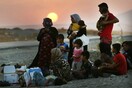 Ιράκ: Βρετανικά αεροσκάφη ρίχνουν ανθρωπιστική βοήθεια στο όρος Σιντζάρ
