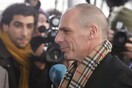 Βαρουφάκης: Δεν πρόκειται να φύγουμε από την ευρωζώνη