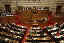Τα μεσάνυχτα ψηφίζεται ο προϋπολογισμός