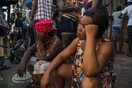 Αρνείται τις κατηγορίες για σεξ με ανήλικες ιερόδουλες, ο πρώην διευθυντής της Oxfam στην Αϊτή