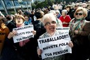 Χιλιάδες Ισπανοί συνταξιούχοι βγήκαν στους δρόμους, απαιτώντας αξιοπρεπή εισοδήματα