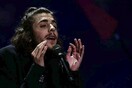 Ο Σαλβαντόρ Σομπράλ, ο νικητής της Eurovision, προσπαθεί να ξαναβρεί τη φωνή του