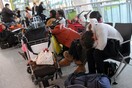 Δεκάδες ακυρώσεις πτήσεων στο Χίθροου του Λονδίνου λόγω των χιονοπτώσεων
