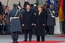 Σε εξέλιξη η συνάντηση Τσίπρα - Μέρκελ
