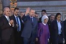 Ο Ερντογάν προκαλεί μέσα από την Αγία Σοφία - Χαιρέτησε με «ραμπία»