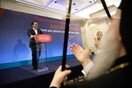 Bloomberg: Απέναντι σε πολλά ανοιχτά μέτωπα η κυβέρνηση του Τσίπρα