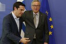 Σε εξέλιξη η κρίσιμη συνάντηση Τσίπρα - Γιούνκερ