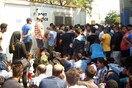 4.000 είναι οι πρόσφυγες-μετανάστες που έχουν εγκλωβιστεί στη Λέσβο.