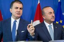Η Άγκυρα διαμαρτύρεται για την απαγόρευση τουρκικών προεκλογικών συγκεντρώσεων σε Ολλανδία και Αυστρία