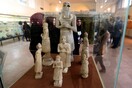 Οι ΗΠΑ επιστρέφουν στο Ιράκ 3.800 αρχαία αντικείμενα που είχαν εξαχθεί ως «πλακίδια»