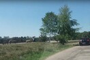 Η τρομακτική στιγμή που αγέλη με γατόπαρδους καταδιώκει οικογένεια που θέλησε να κάνει πικ νικ κοντά τους