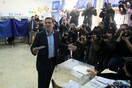 LIVE Ο Αλέξης Τσίπρας ψηφίζει