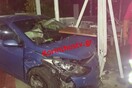 Μεθυσμένος οδηγός «καρφώθηκε» με το αμάξι του σε ταβέρνα στους Αγίους Θεοδώρους