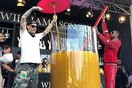 Ο Snoop Dogg έσπασε το ρεκόρ Γκίνες - Έφτιαξε το μεγαλύτερο κοκτέιλ στον κόσμο
