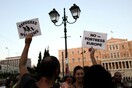 Αθηναίοι στο Σύνταγμα για το πανευρωπαϊκό κάλεσμα του "Πρόσφυγες καλώς ήρθατε"