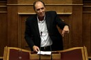 Σταθάκης: H ύφεση μπορεί να περιοριστεί - Ηπιότερες από τις αναμενόμενες οι αρνητικές συνέπειες των capital controls