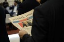 Ο γενικός διευθυντής των Financial Times θα επιστρέψει τη μεγάλη αύξηση του μισθού του