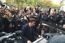 Πήγε έξω από το Bataclan και έπαιξε στο πιάνο του το «Imagine»