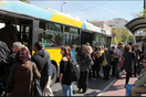 Τι έγινε σήμερα με τις πόρτες σε λεωφορεία και τρόλεϊ και τι θα ισχύσει τελικά