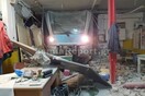Εκτροχιάστηκε τρένο μέσα στη Λαμία - Έπεσε πάνω σε αποθήκη